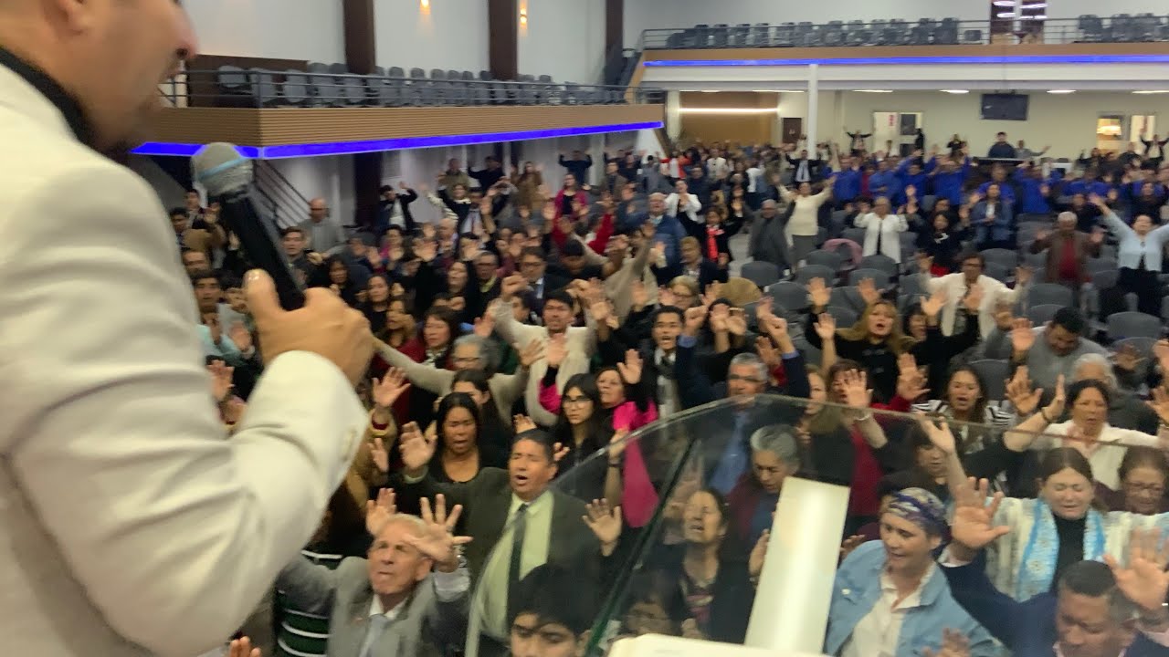 Cristian & Andrea “Predicación Hechos 2:1-4“ | En vivo Iglesia Menap