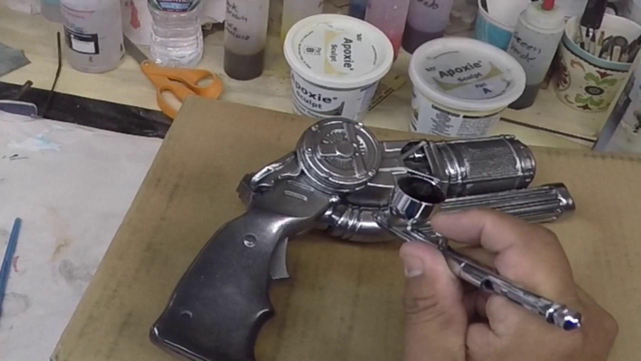 GRAPPLING GUN MAKING TOY INTO A PROP