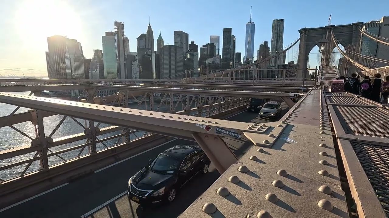 Brooklyn Bridge, New York City - Ambient Pedestrian Sunset Views