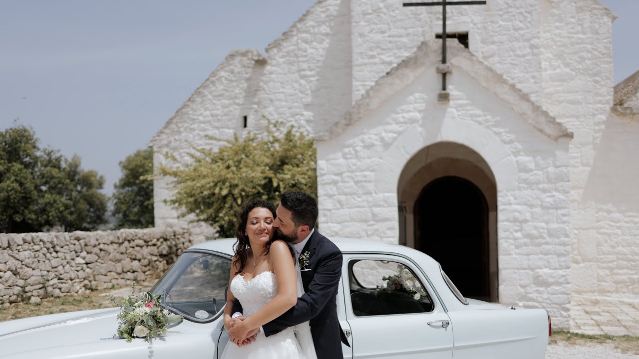 Matrimonio alla chiesa di Santa Maria di Barsento in Puglia