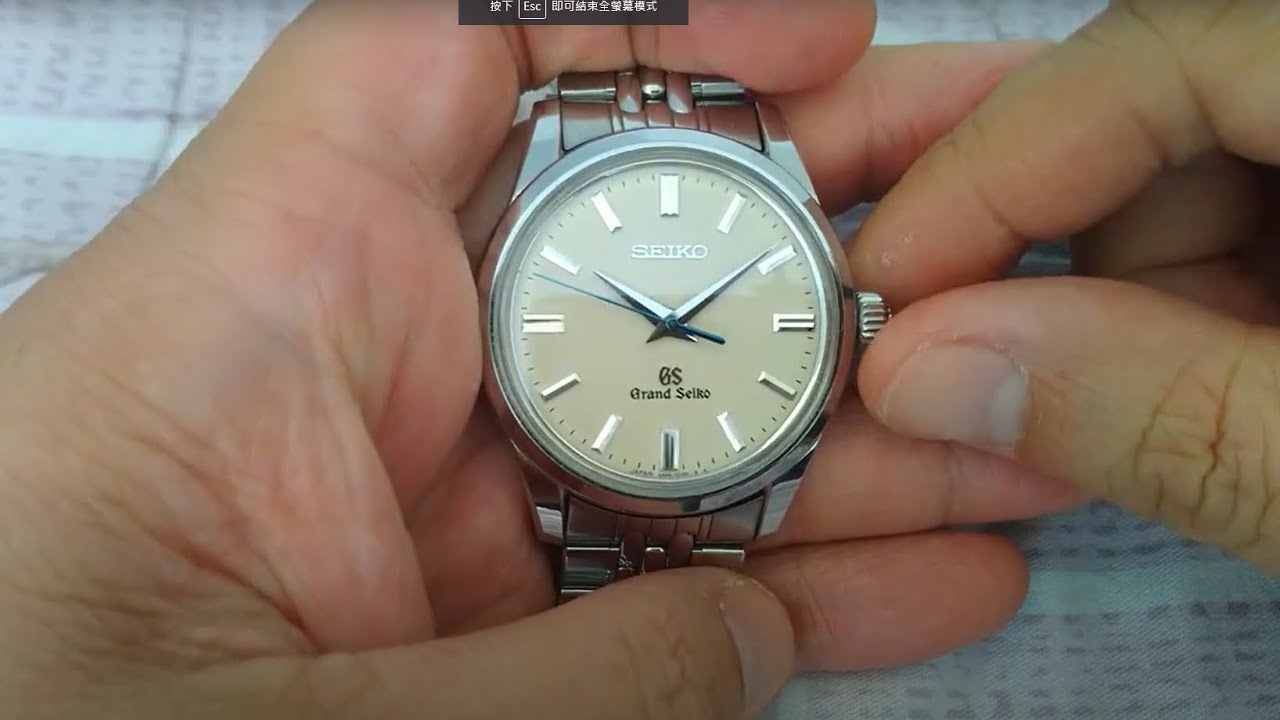 SBGW035 奶油面手上鍊復古錶