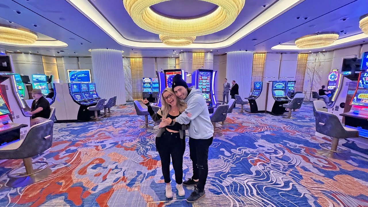 Playing Every Slot In High Limit! (LIVE IN LAS VEGAS)