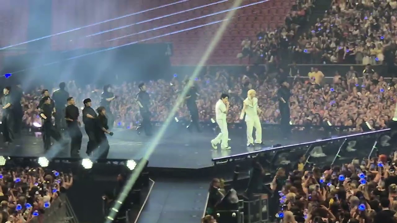 STRAY KIDS (Felix & Han) - Truman - DominATE Tour in Amsterdam