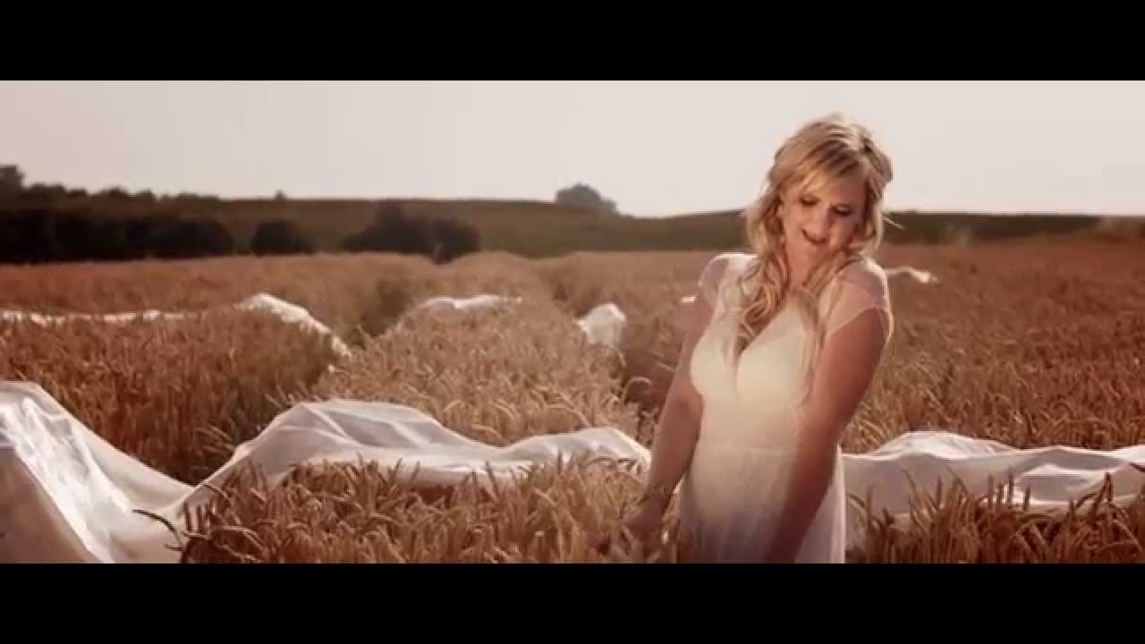 Eveline Cannoot - Kom dan bij me (officiële videoclip)