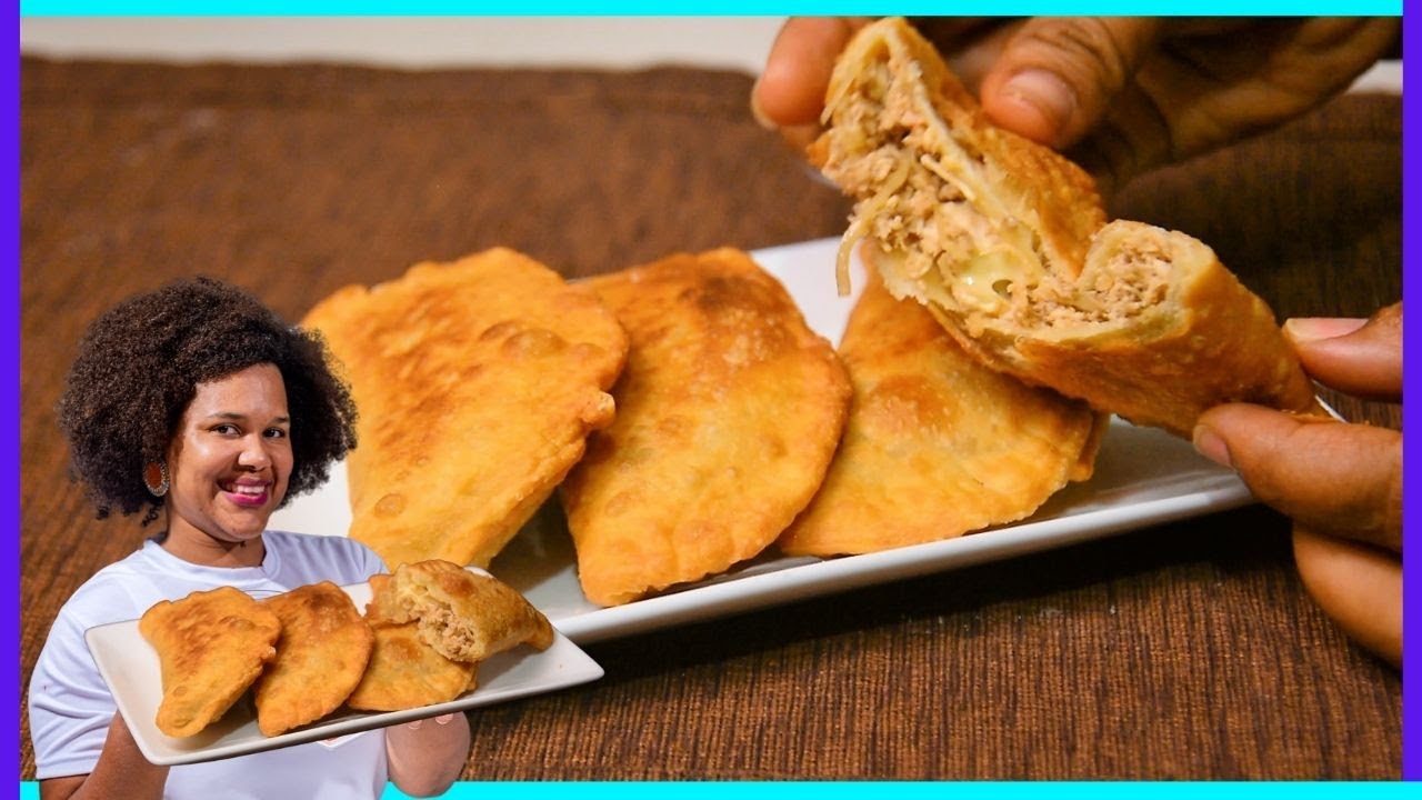 Como hacer PASTELITOS O EMPANADAS DOMINICANAS de Pollo con Queso  |  How to Make Chicken Empanadas