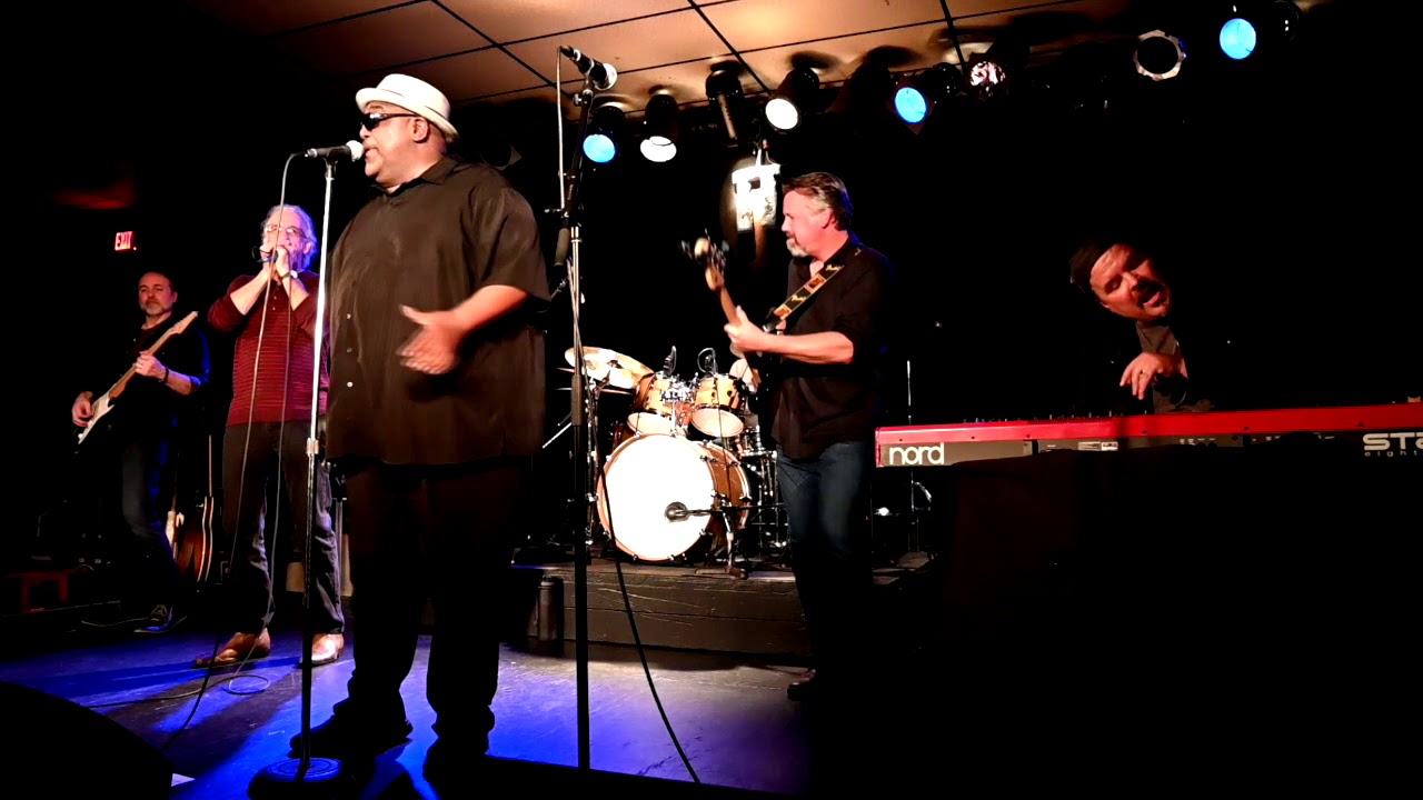 Altered Five Blues Band 