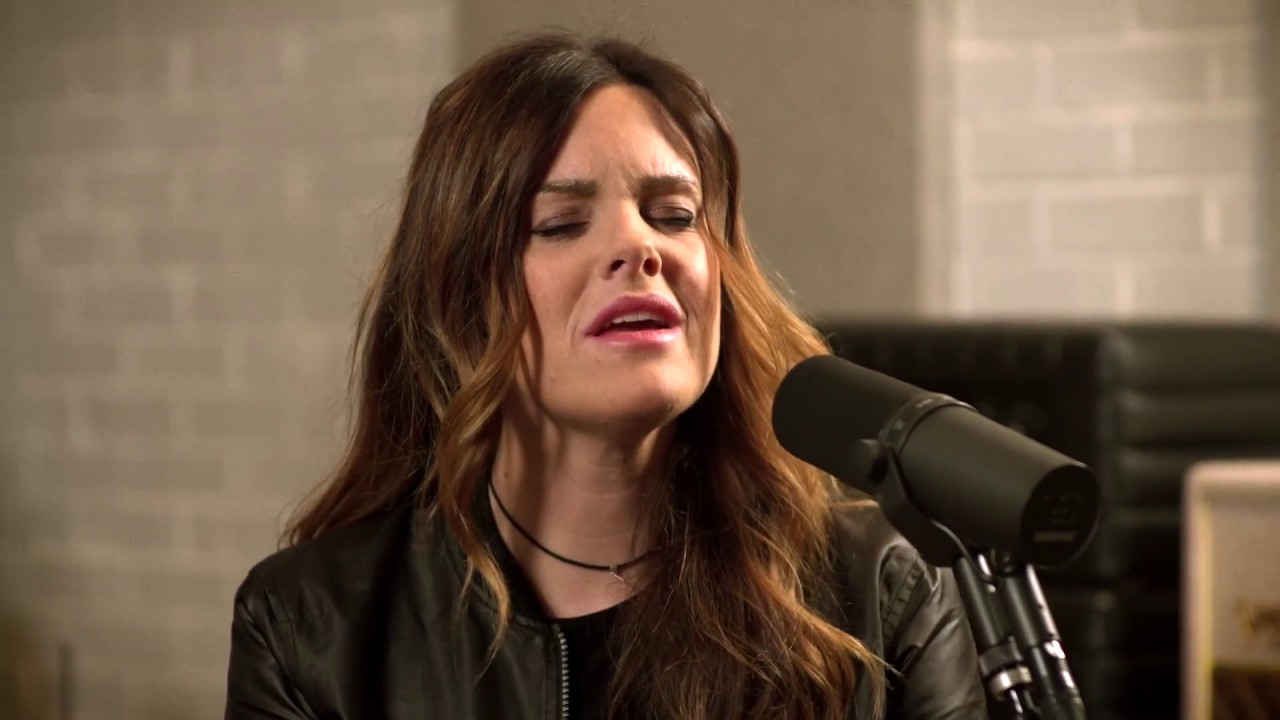 MIA FIELDES - I Am Not Alone: Song Session