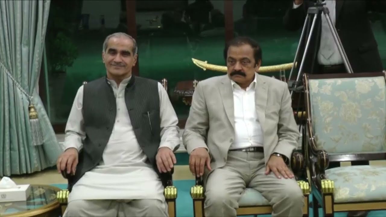 BNP Chairman Sardar Akhtar Mengal meeting with PM Shehbaz Sharif. (April 21, 2022)