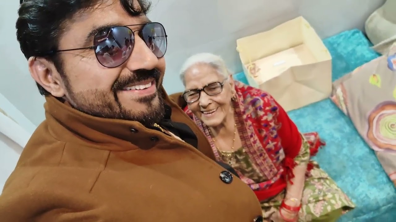 Party ke liye tayari Raja ki shaadi 