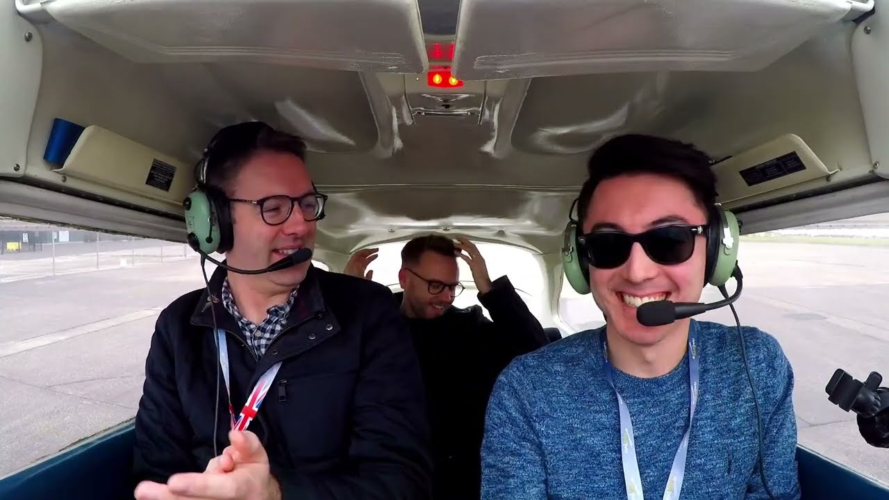 VFR Flight from Newcastle to Blackpool with ATC | Cessna 172 G-MOFO | Part 1/2