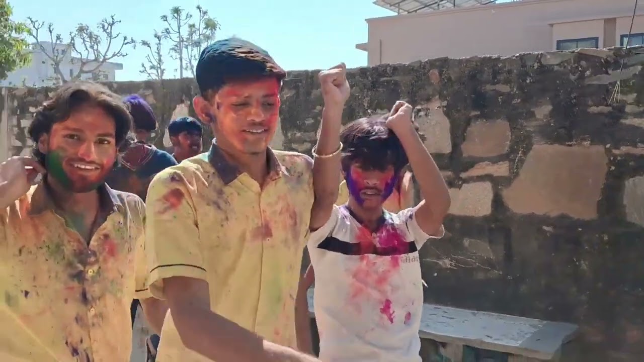 Holi celebration vlog ✨️ sikar me dosto ke shath Holi celebration kiya or dance bhi kiya