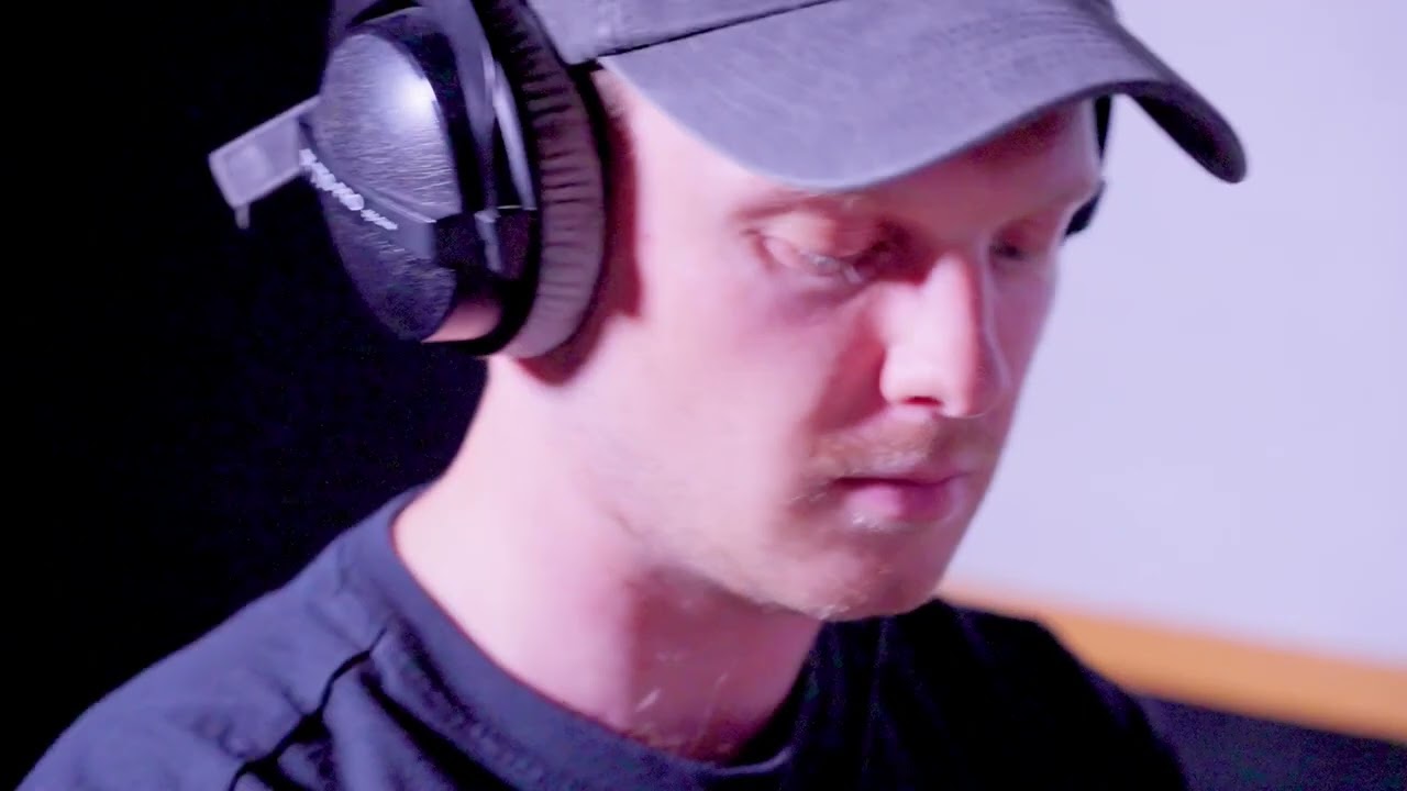 Flip - 301LILY (Live @ Touchdown Music Studio)