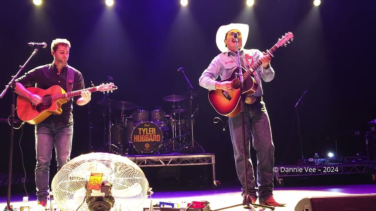 Wade Forster (Strong World Tour, 2024) performing ~ Team Roper's Anthem