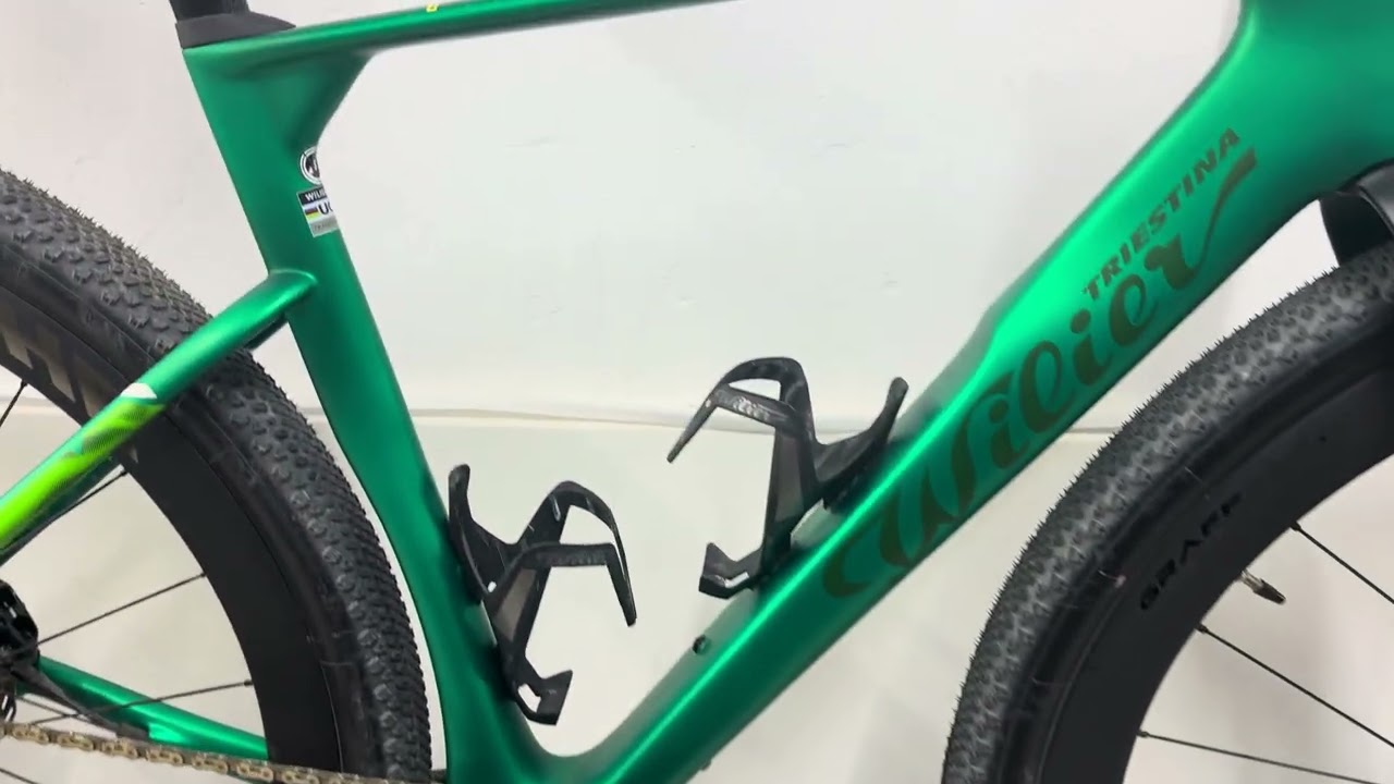🔥 Wilier Rave SLR ID2: Аэродинамичный, брутальный и готовый к полетам по гравийным дорогам 🚀
