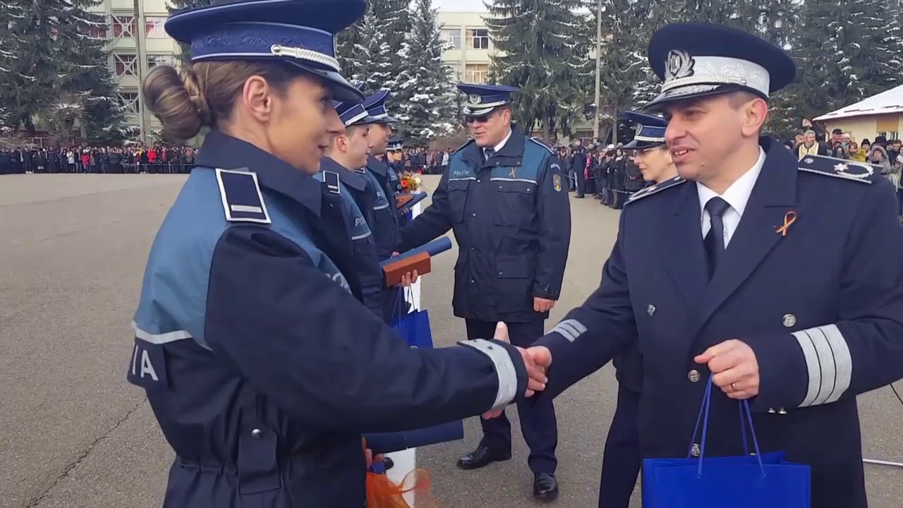 Campinatv.ro - Festivitate absolvire Școala de Poliție Câmpina, promoția 2017 (decembrie)