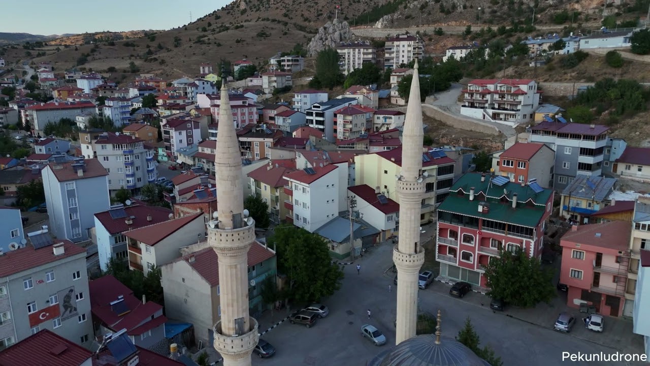 Gümüşhane Kelkit Pekün Ünlüpınar Köyü’nde Muhteşem Yaz Akşamı Drone Çekimi
