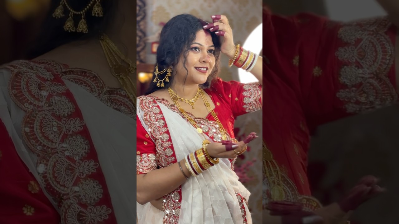 সিথির সিঁদুর 🥰 Traditional Bengali Look with red white saree & gold jewellery 🤩❤️ #shortsfeed