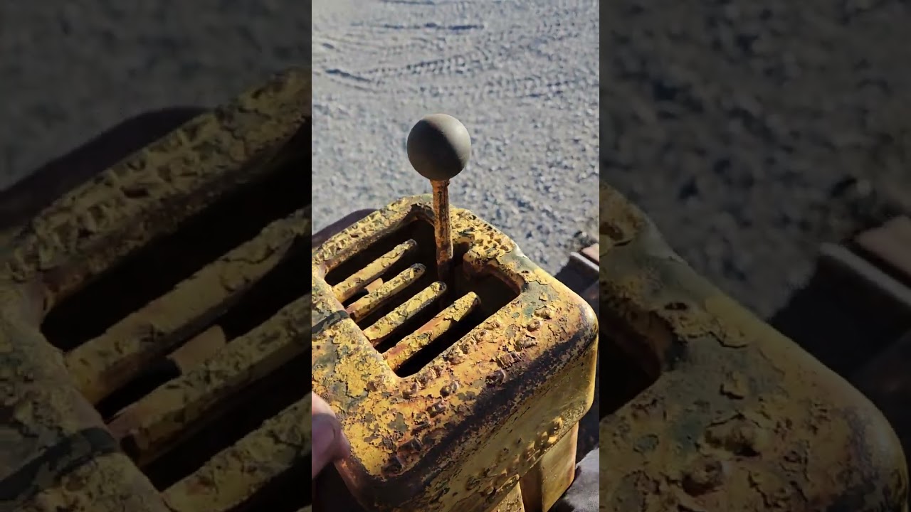 By request, video of the Allis Chalmers HD 16 M. Close up of the engine and operations.