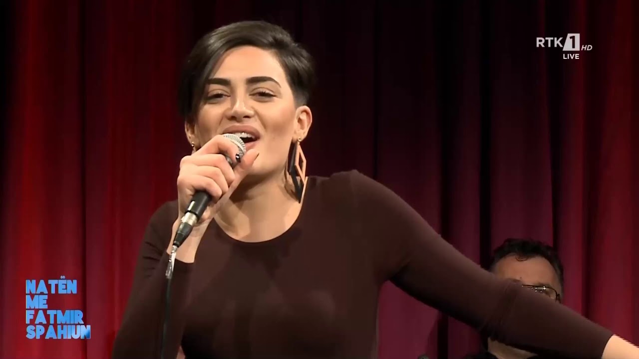 Abina Kelmendi  (live) Ska me shqipen ton&euml;