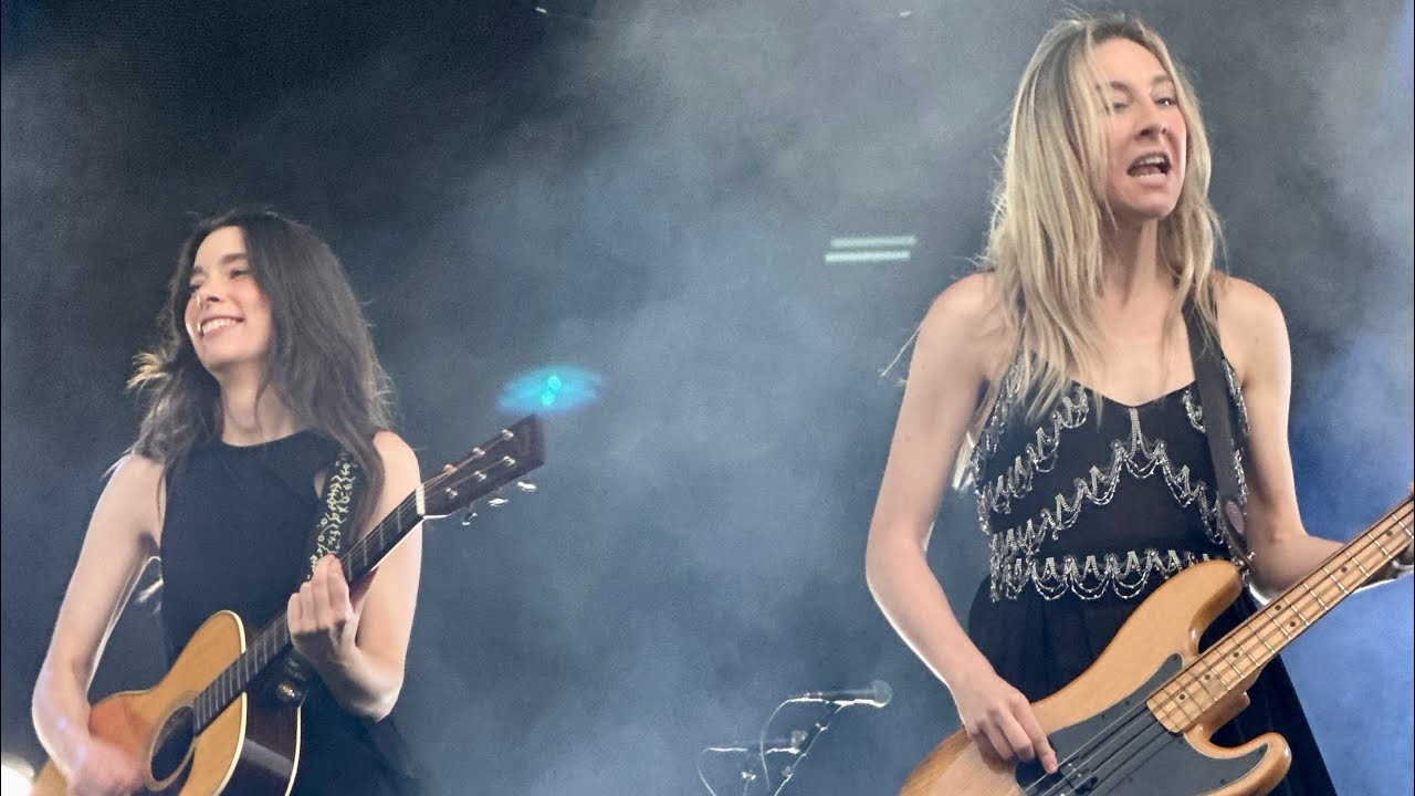 HAIM - Want You Back - LIVE - Glastonbury UK - 28 June 2025