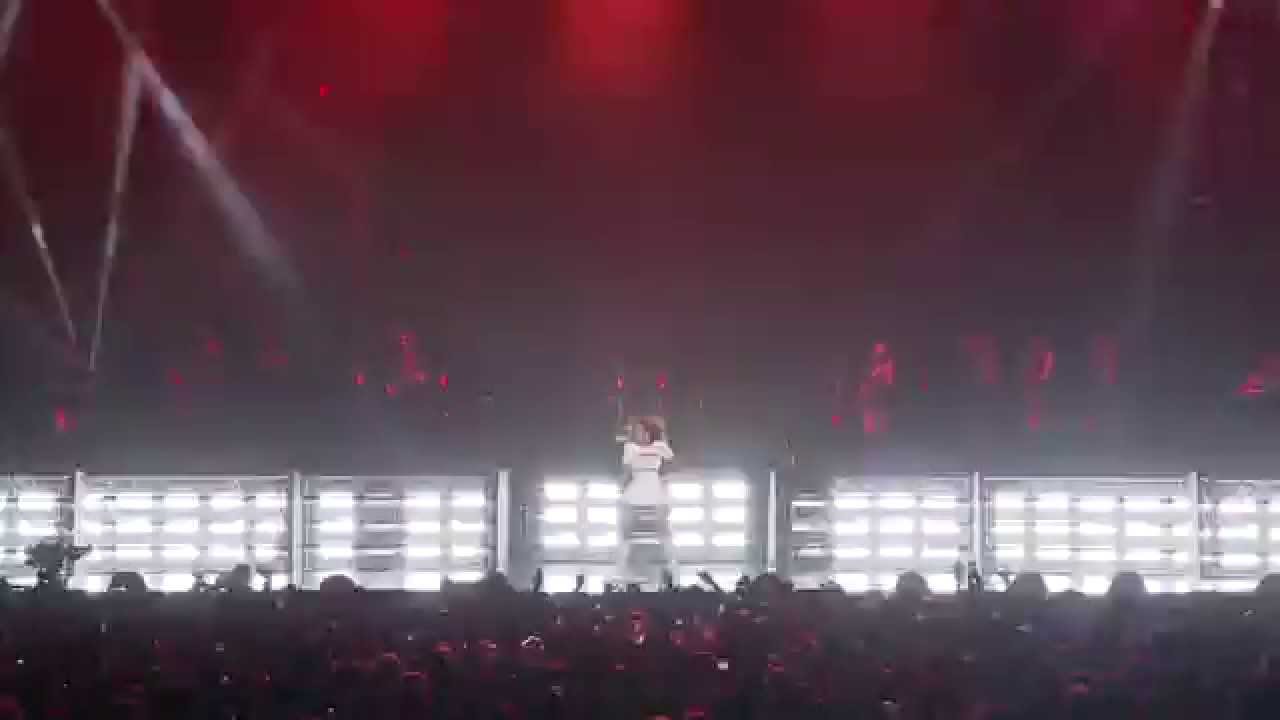 Beyonc&eacute; - Mrs. Carter Show World Tour (Opening) [Melbourne] [HD 1080p]
