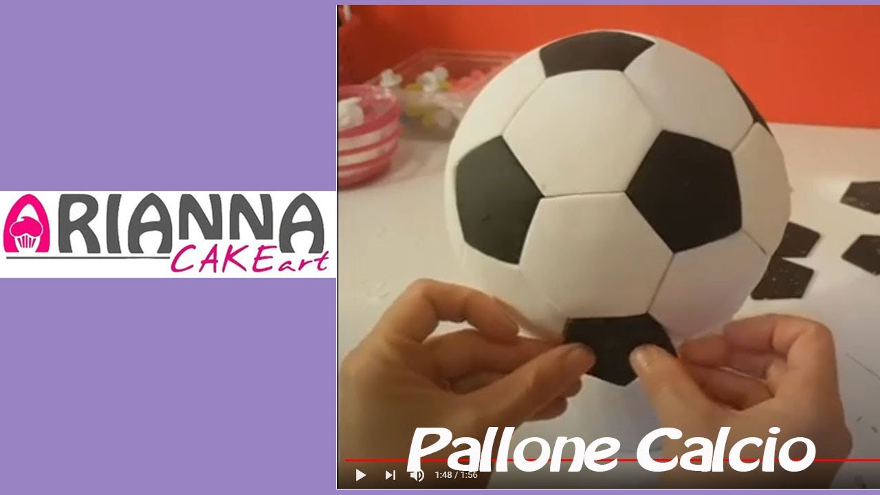 Video Tutorial Pallone da calcio in pasta di zucchero Corsi on line di cake design Porcellana fredda