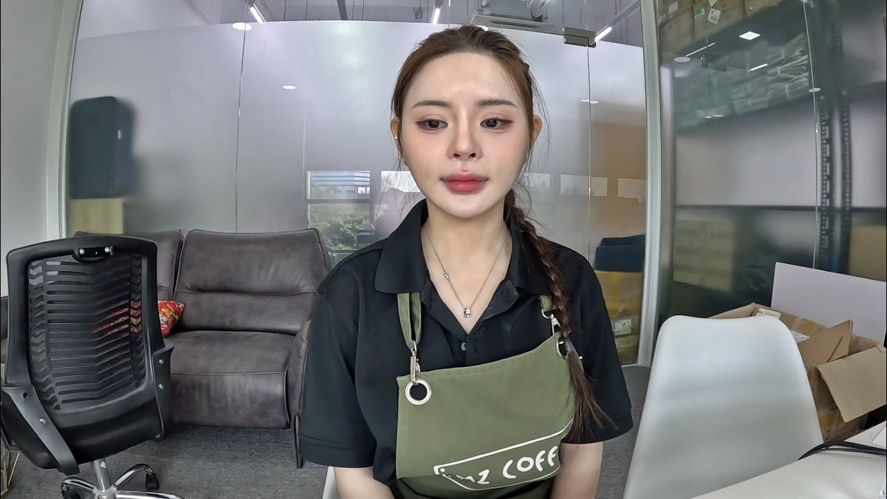 설 끝나자마자 띠엔과 계약을 종료했습니다.