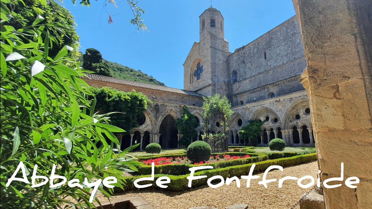 Abbaye de Fontfroide à 15 minutes de Narbonne, découvrez 1000 ans d'histoire....