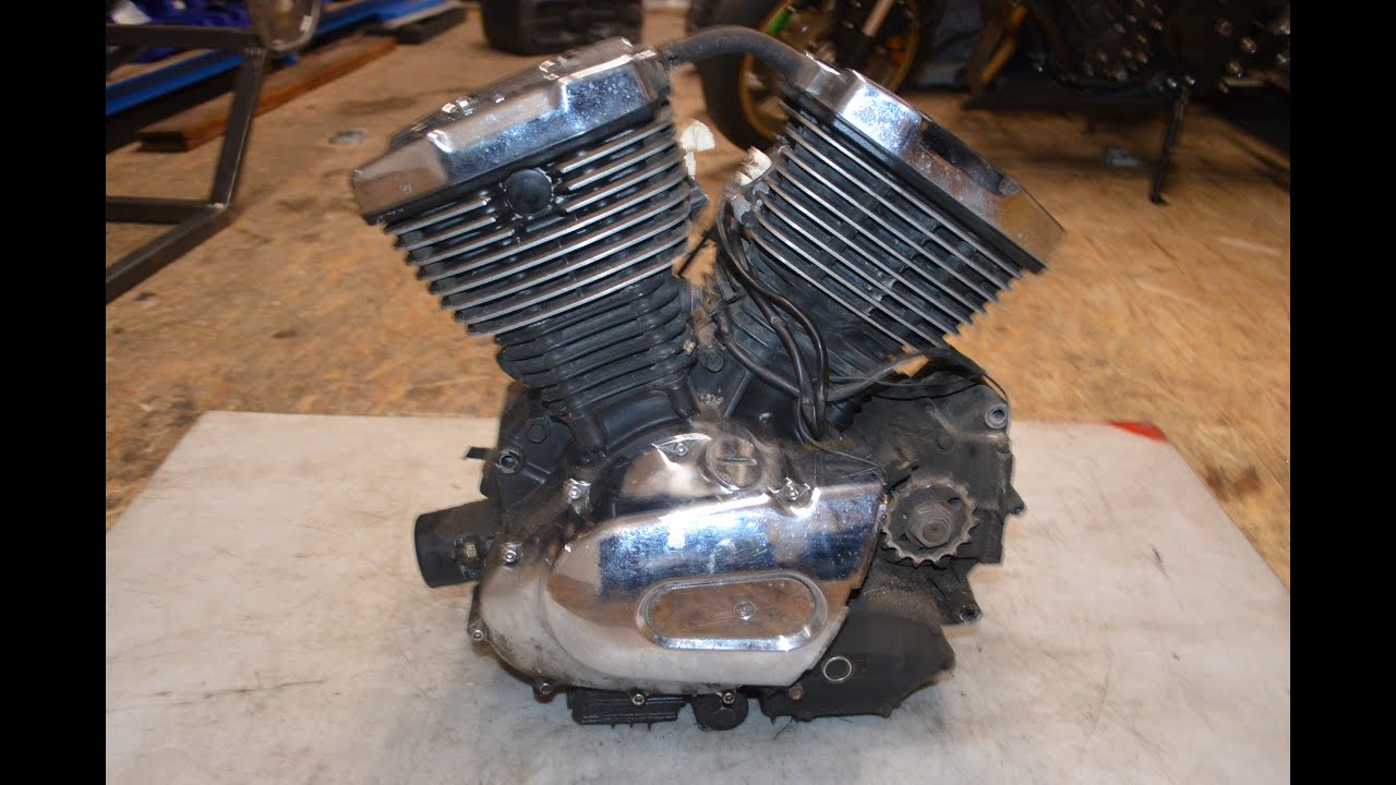 Kawasaki Vulcan VN 400 1995 - 1998 г. Обзор. Мотор работа. Замер компрессии.
