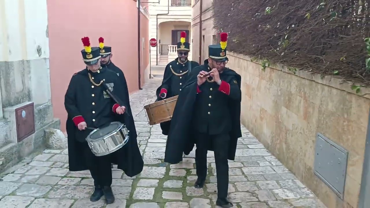 Bassa Musica Città di Molfetta...Inno a San Trifone - Giro per le vie del paese - Stagione 2025
