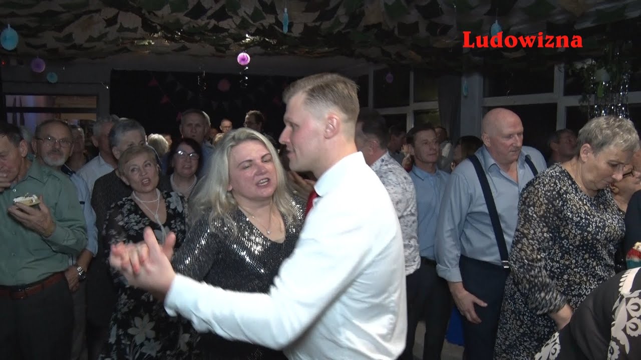 20 01 2024 r. Wzruszająca chwila Sebastian czule podziękował MAMIE i z Nią ZATAŃCZYŁ w Stąporkowie