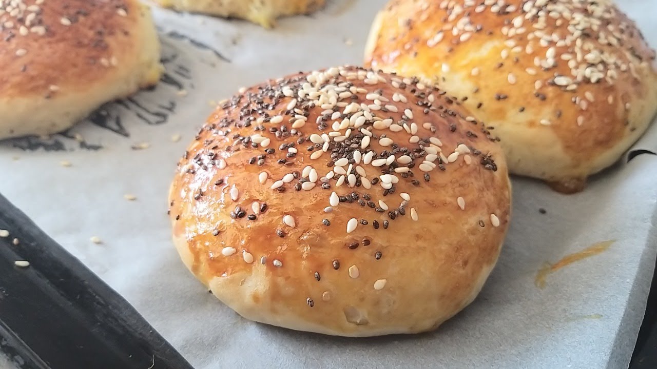 Recette PAIN BURGER THERMOMIX IN-RA-TABLE | Fini les Buns qui s'effritent!