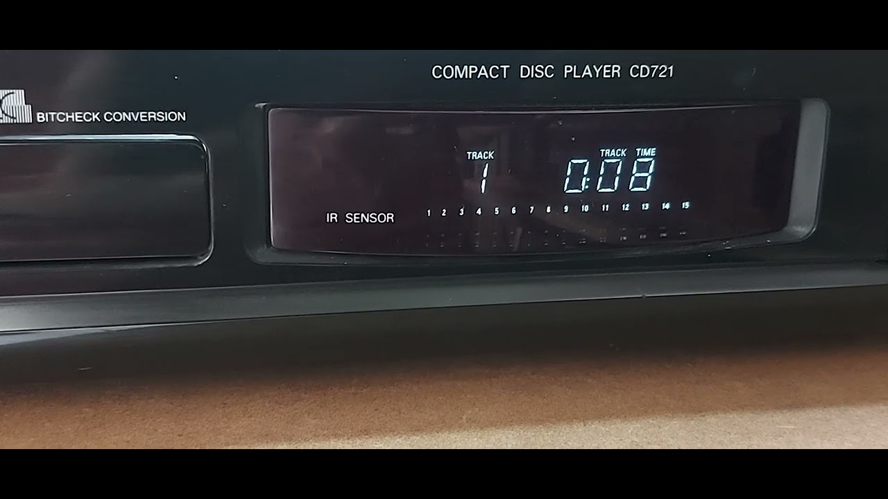 CD PHILIPS 721 .Mắt CDM12 đọc tốt. Giá 2tr.Lh A Mẫn SG 0913897096.