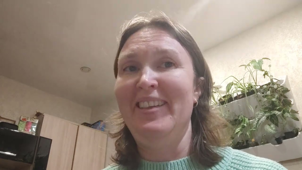 эстафета цветочных блогеров от @Anna_Pirmatova  принимаю и передаю дальше. Привет из Ижевска.