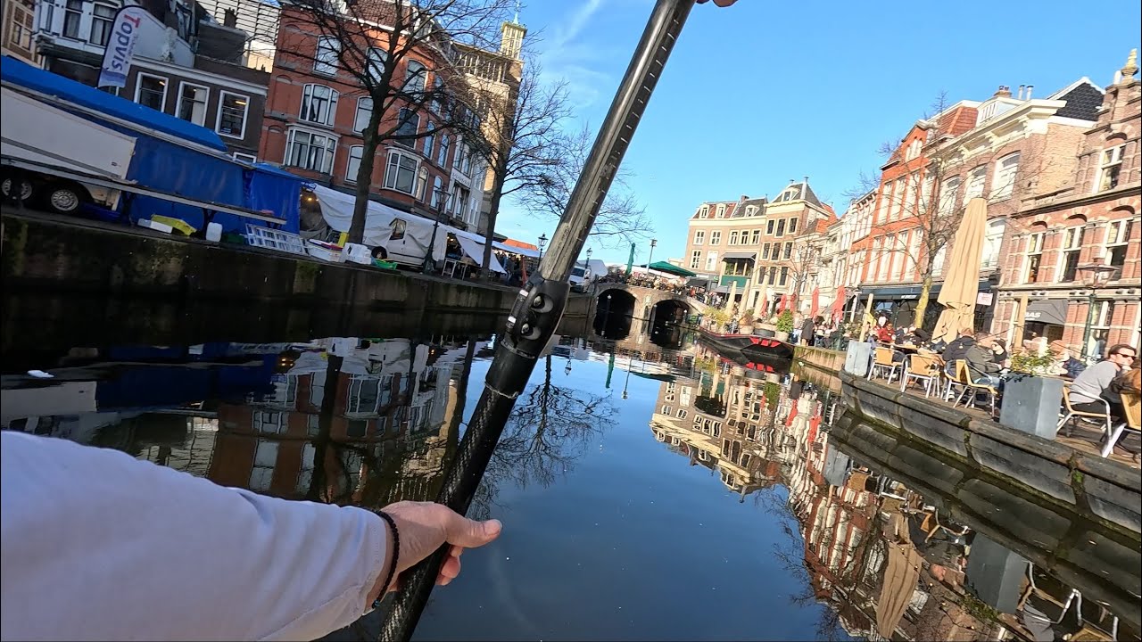 Leiden / Saturday Market (Supboarding, 53 min)