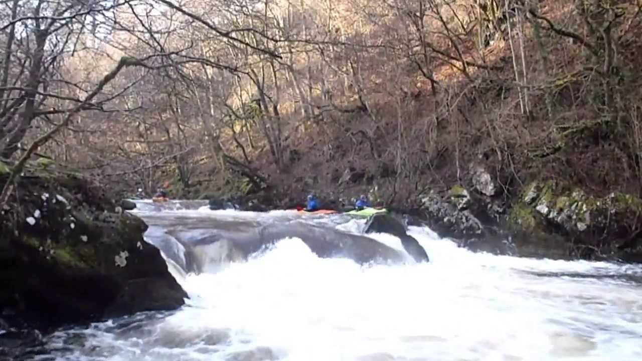 WOMBOURNE KAYAK CLUB VYRNWY GORGE THE LAST DROP