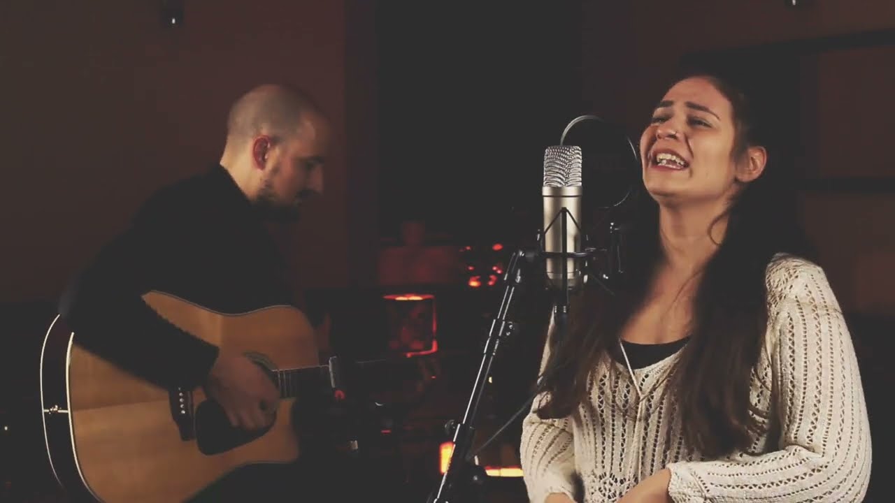 Levitating - Dua Lipa acoustic cover by IVY LANE