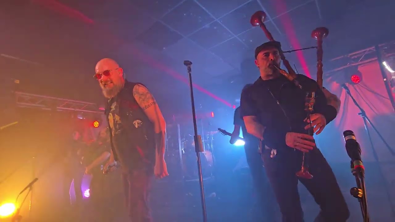 Folkstone-natura morta live@legend Club