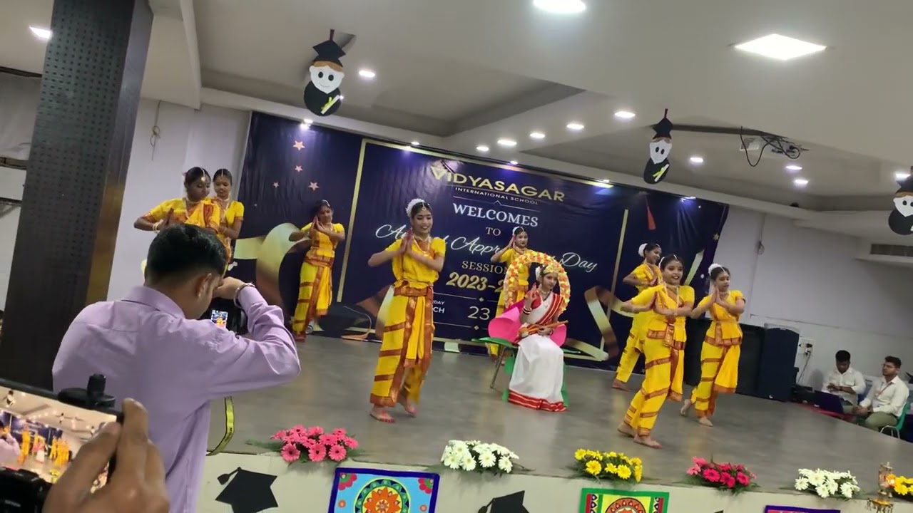 Saraswati Vandana | Anshu Rawat Choreography | VIS | Group Dance ||