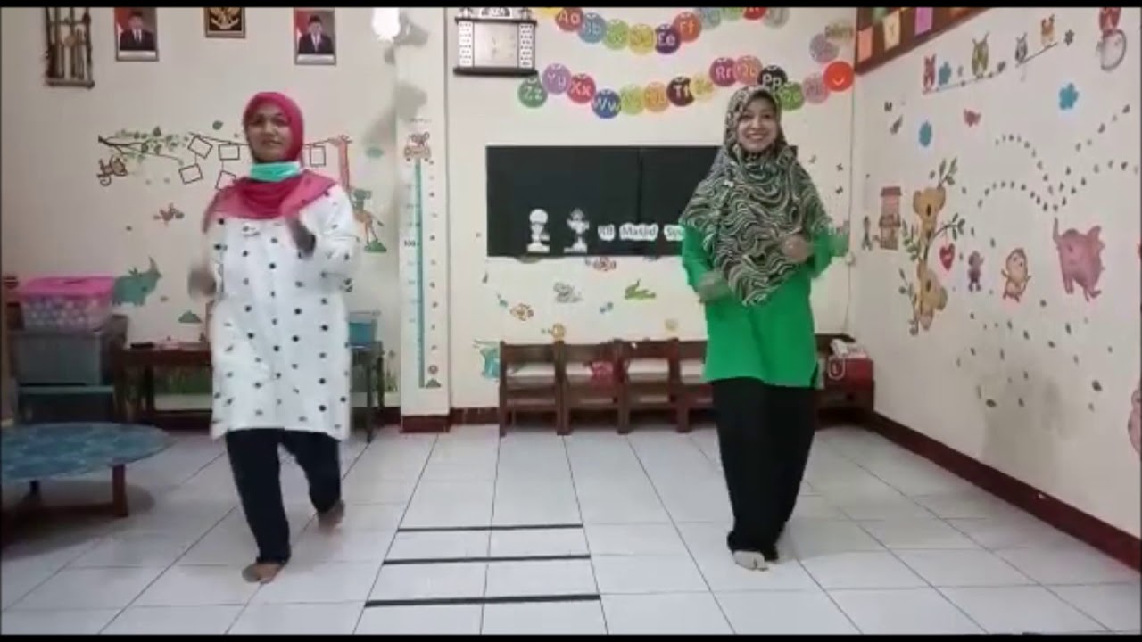 Pembelajaran Online : Gerak dan Lagu 