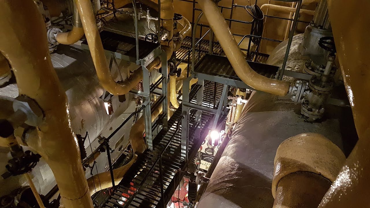 Operating Triple Expansion Steam Engine - Liberty Ship Jeremiah O'Brien