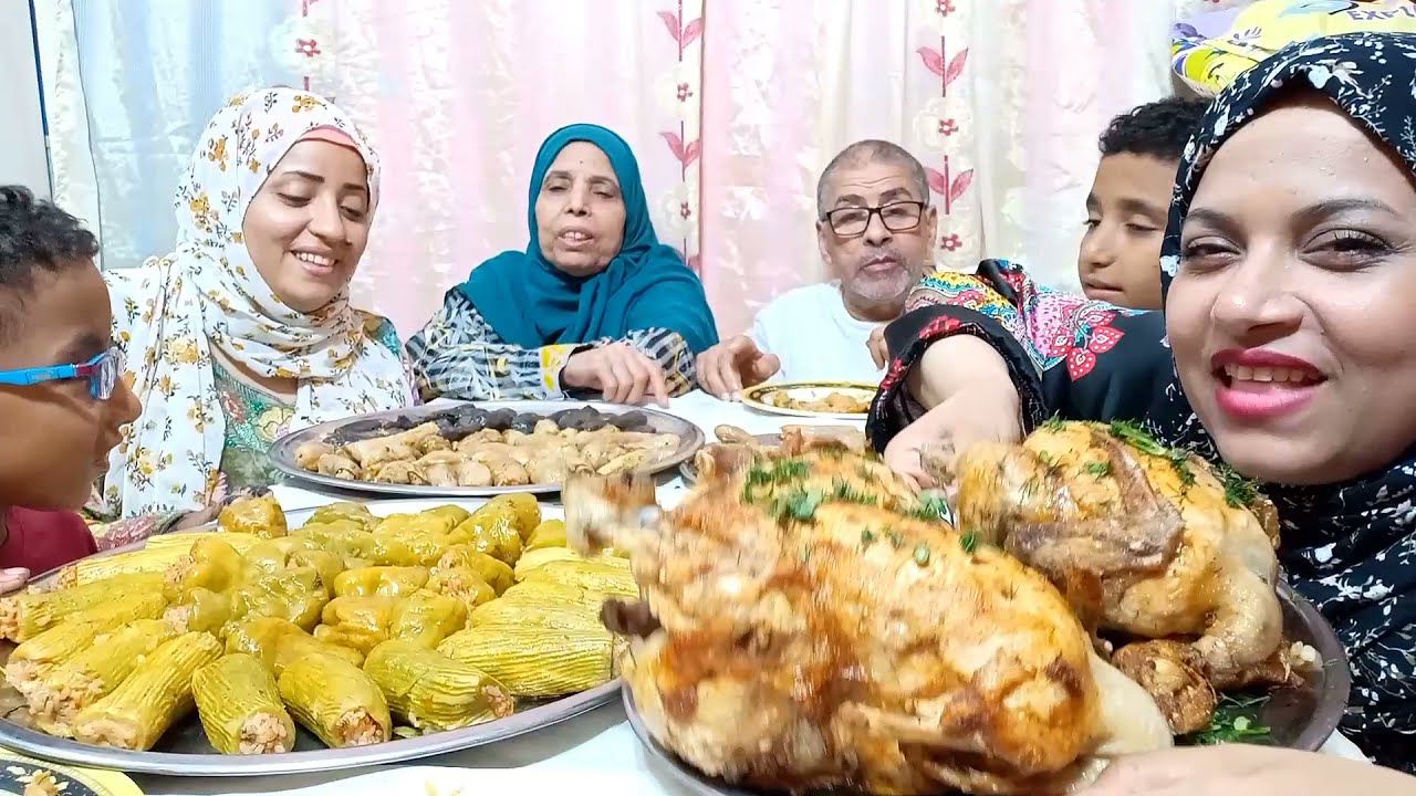 تحدي اكل المحشي المشكل مع الفراخ المشوية بحجم كبير واللي حصل مع قط فريال مدمن المخدرات ولا في الخيال