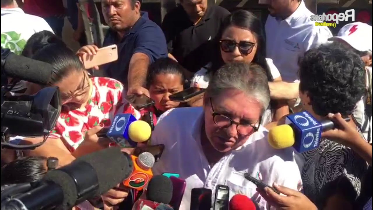 Eliseo Fern&aacute;ndez Montufar se niega a recolectar arboles navide&ntilde;os