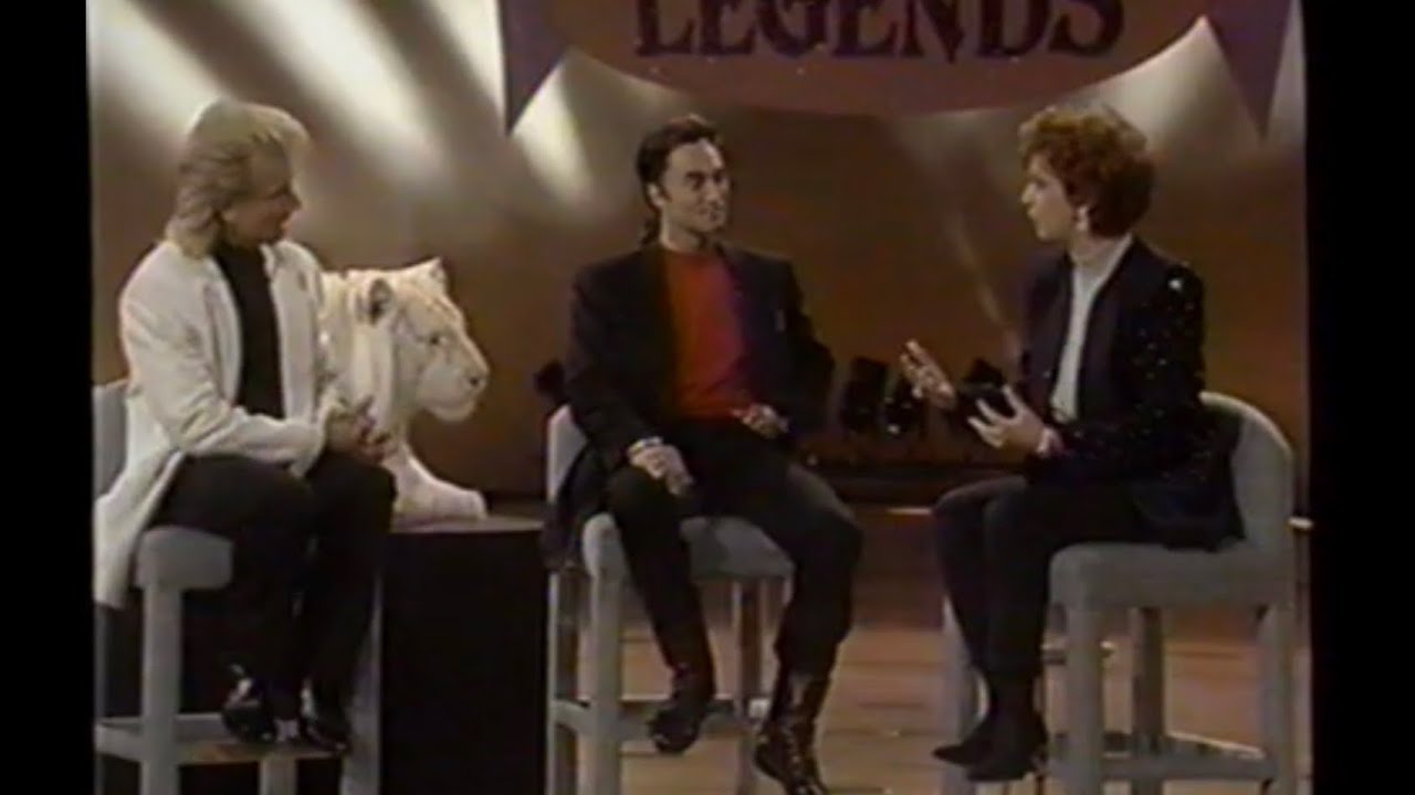 3/3/1993 Vicki! - Vicki Lawrence in Las Vegas Siegfried & Roy Segments