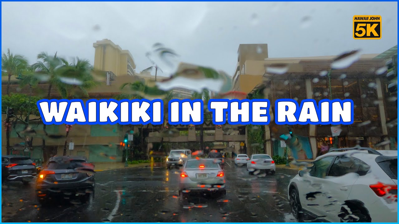 Driving in the Rain in Waikiki ⛈️ 5K