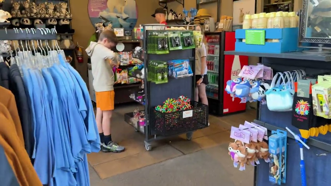 SHOPS AT SAN DIEGO ZOO