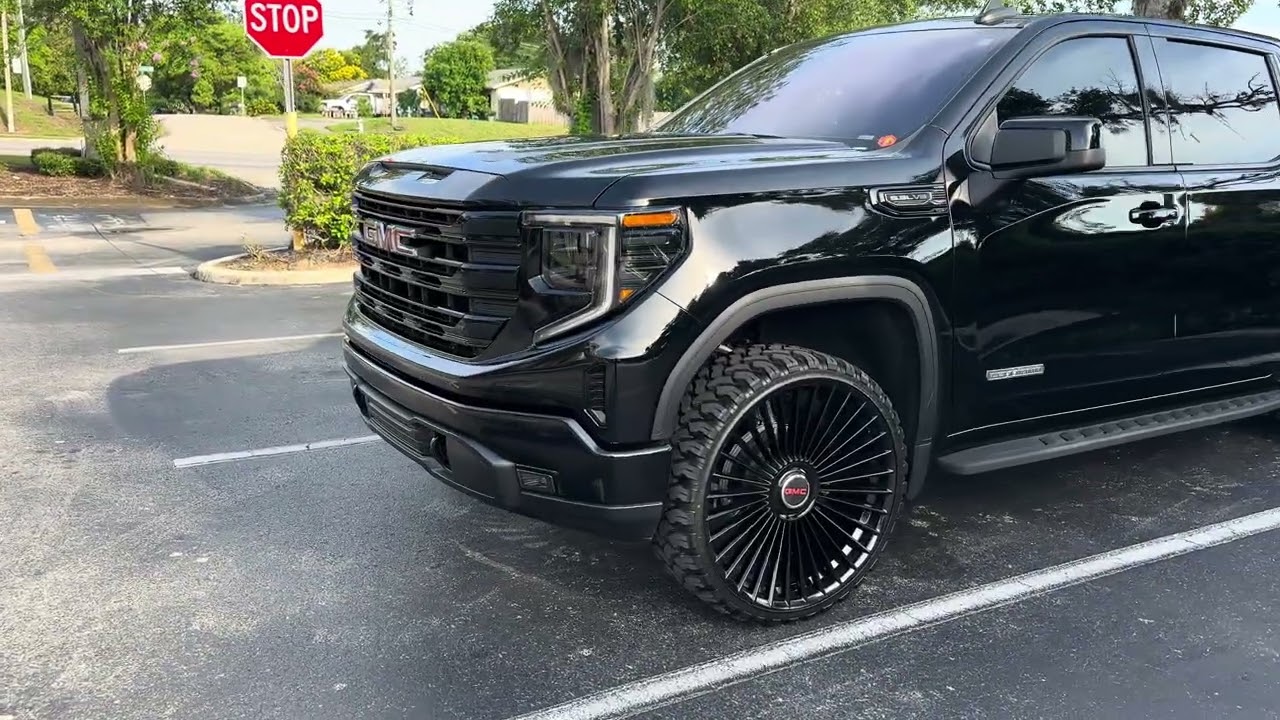 2024 GMC sierra on 26s and 33s with incognito 2 inch leveling kit