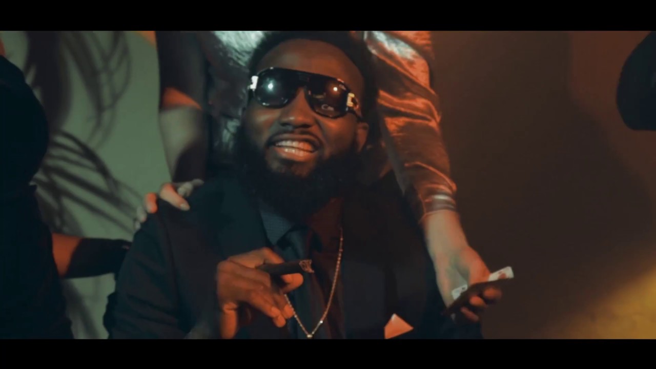Afrofenic Bankrobbery (Official Video)