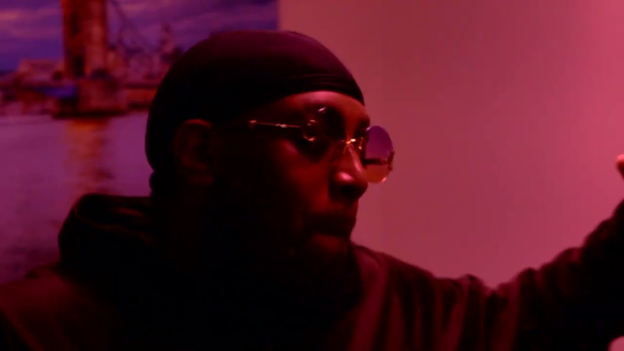 The official video(Cold Summer)