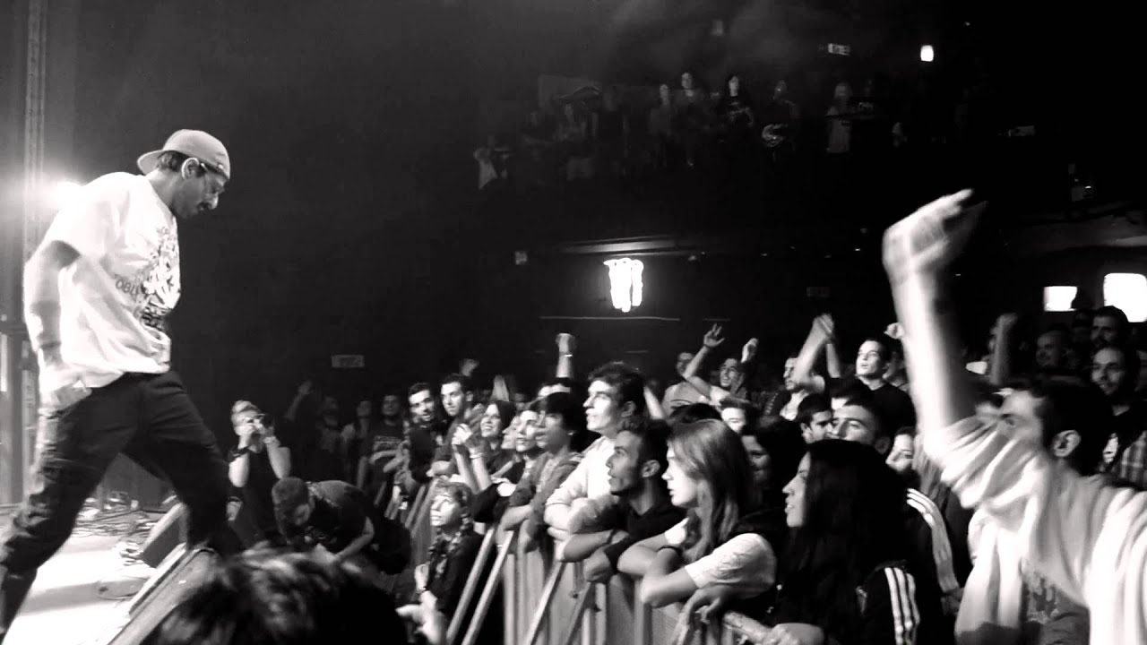 ΗΜΙΣΚΟΥΜΠΡΙΑ - ΤΑ ΗΜΙΖ ΕΙΝΑΙ ΕΔΩ [LIVE @ GAGARIN - 2012]